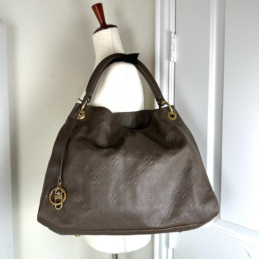 Louis Vuitton Artsy MM Monogram Empreinte Shoulder Bag - Picture 9 of 15